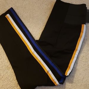 Black leggings with stripes